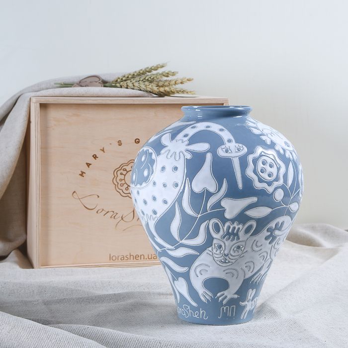 LoraShen 'Mary's Gardens' Horshchyk Ceramic Vase – Grey & White Sun Face Motif